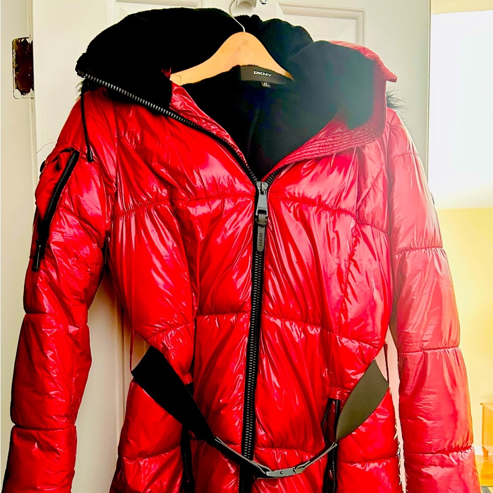 BEAUTIFUL Women's Hooded Belted Super Wet Puffer Coat